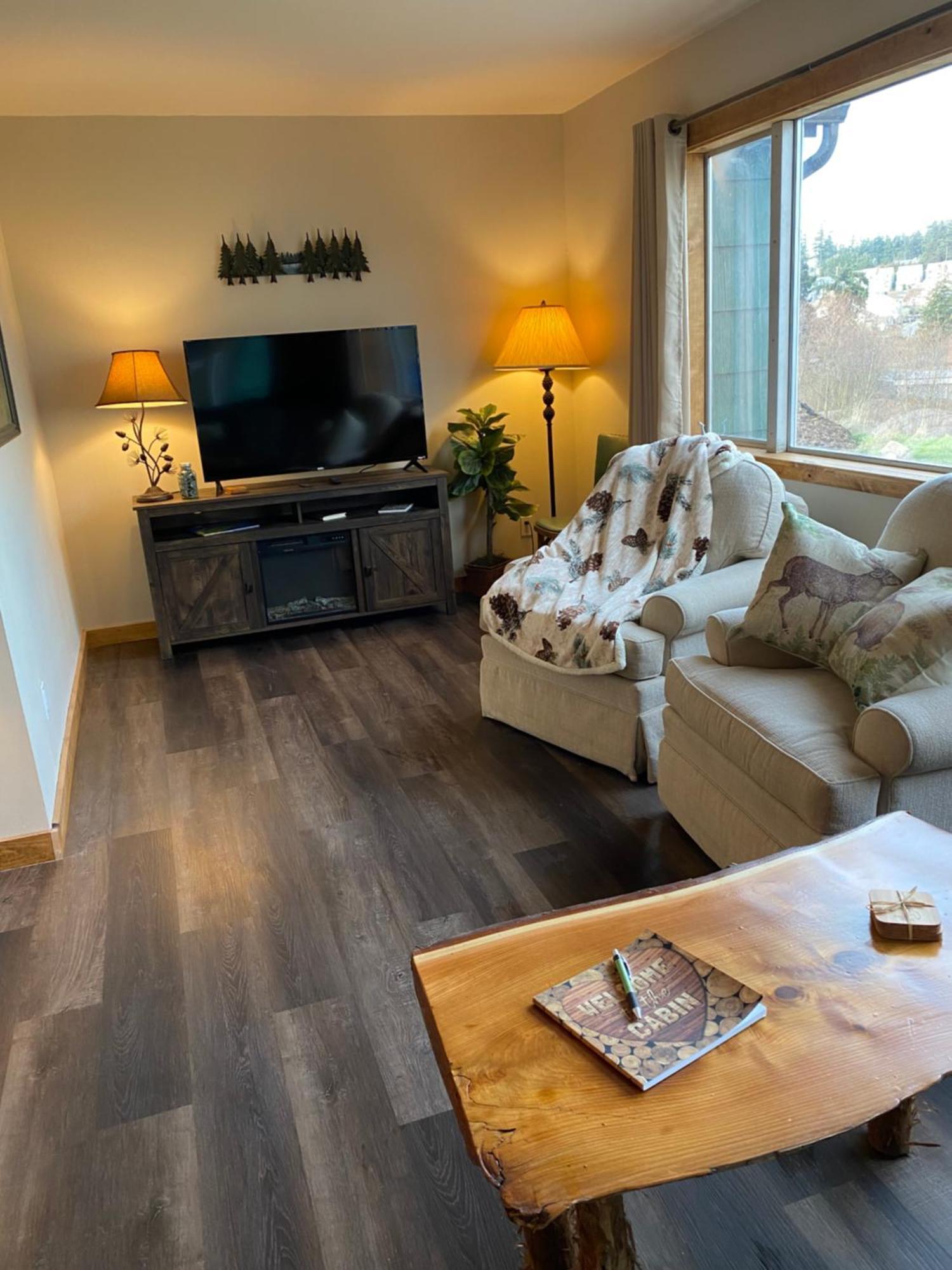 Cabin - Hot Tub - Fire Pit - View - Getaway! โอ๊คฮาร์เบอร์ ภายนอก รูปภาพ